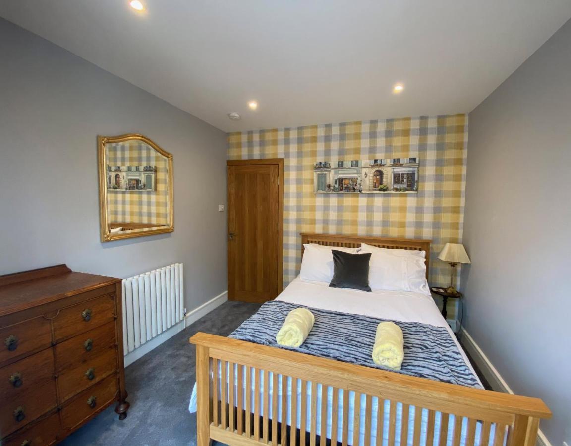 Charming 3 Bed House And Garden, Pet Friendly Villa Bournemouth Exteriör bild